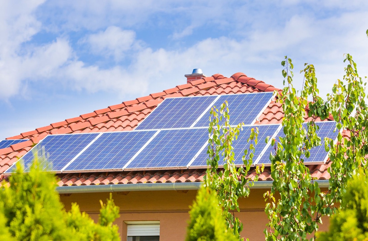 5 Easy Ways to Make Your Home More Energy Efficient Today hero image