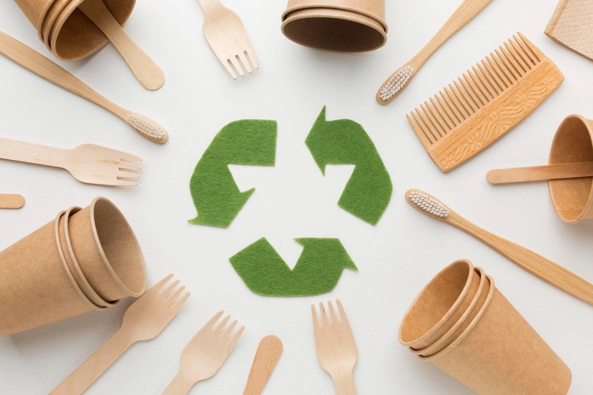Top 10 Eco-Friendly Products to Reduce Your Carbon Footprint hero image